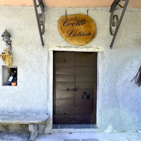 Crotto Letizia *